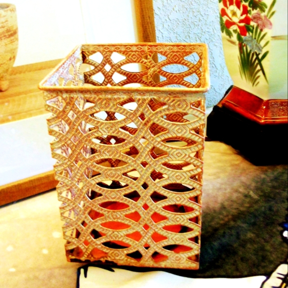 ❄️Metal Cutout Rustic Candle Holder